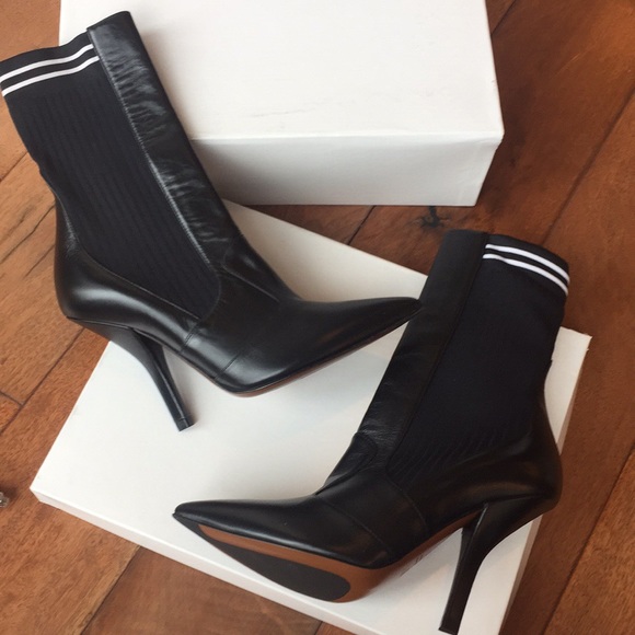 ——SOLD —-FENDI ankle Boots - Picture 2 of 7